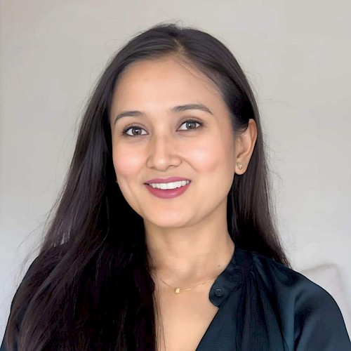 Dr. Silviya Piya